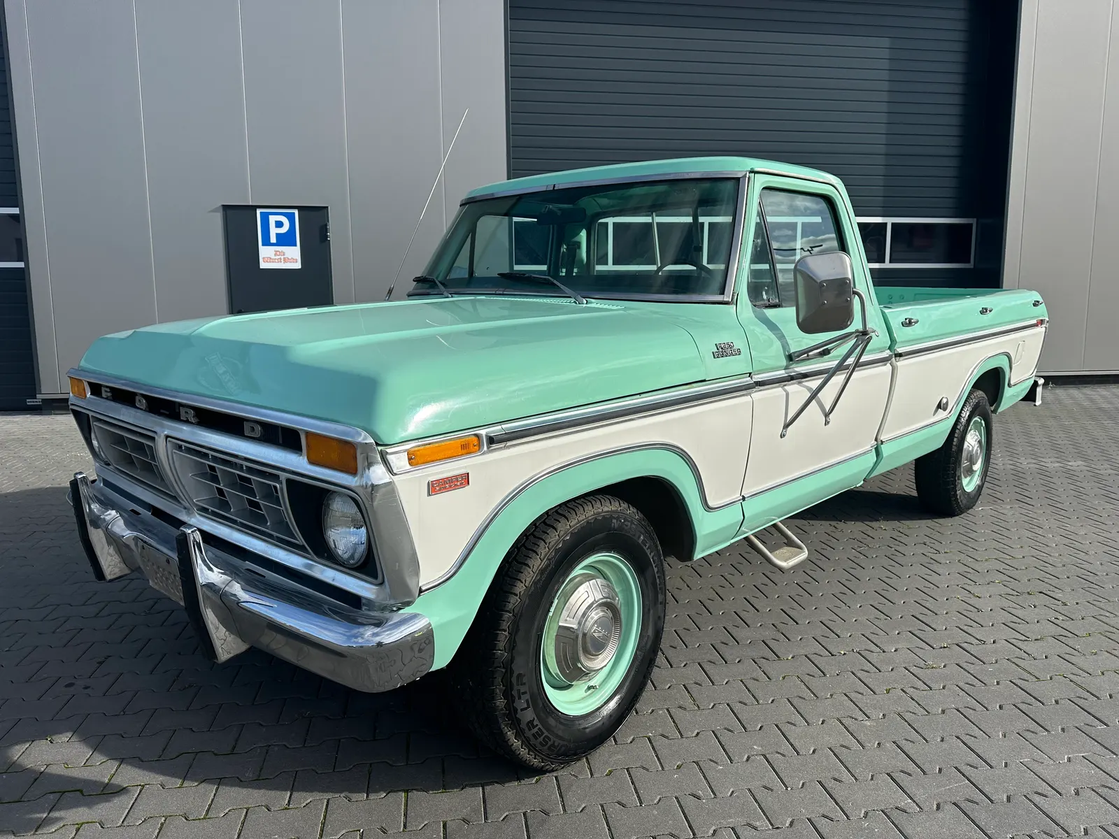 1976 Ford F250 Camper Special F-250, Foto 1